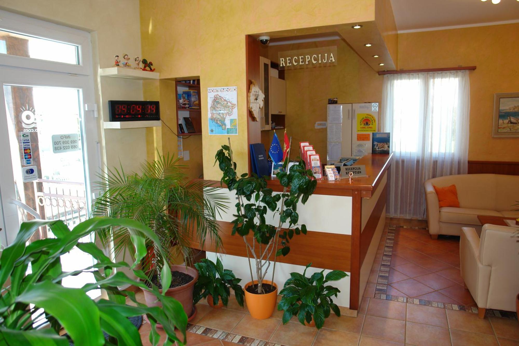 Готель Fineso 3*